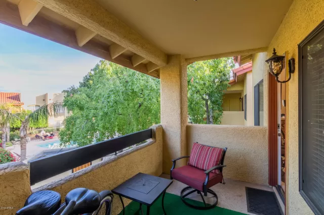 MLS: 6011889 Condo For Sale