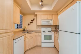 Photo #4: 6011889 Listing