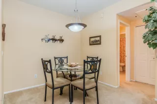 Photo #5: 6011889 Listing