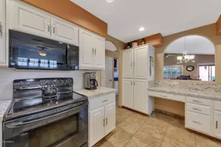 Photo #3: 6012029 Listing