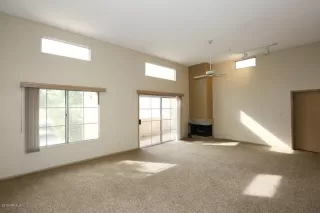 Photo #2: 6012130 Listing