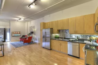 Photo #3: 6012297 Listing