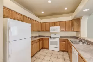 Photo #3: 6012497 Listing