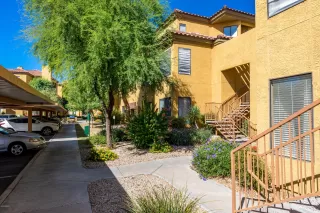 Photo #3: 6012893 Listing