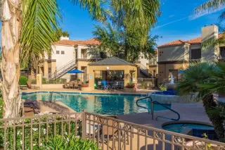 Photo #1: 6012999 Listing