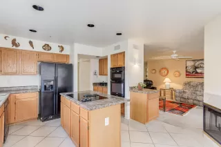 Photo #6: 6013173 Listing