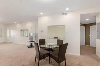 Photo #4: 6013201 Listing