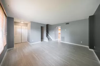 Photo #6: 6013210 Listing