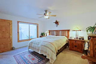 Photo #3: 6013299 Listing