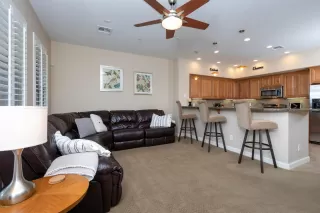 Photo #5: 6013408 Listing 