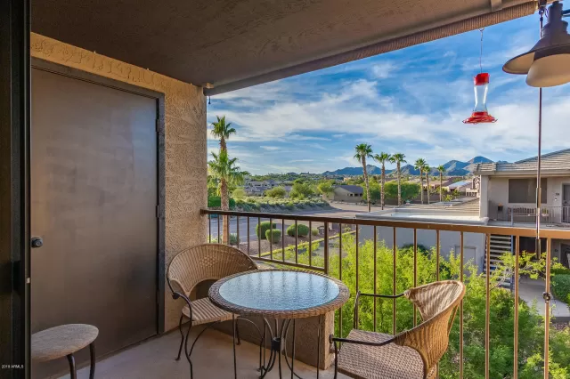 MLS: 6013487 Condo For Sale