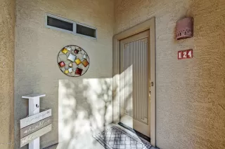 Photo #2: 6013809 Listing