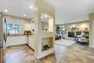 Photo #3: 6013809 Listing