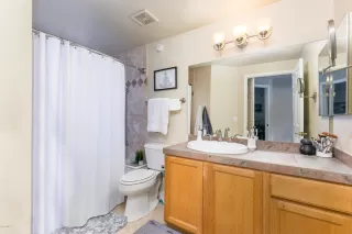 Photo #5: 6013813 Listing