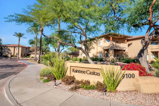 MLS: 6013893 Condo For Sale