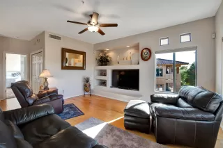 Photo #6: 6013893 Listing