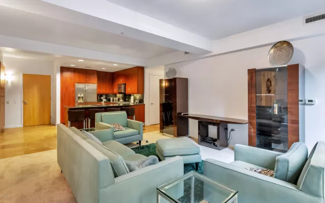 MLS: 6014010 Condo For Sale