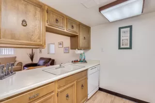 Photo #6: 6014146 Listing