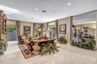 Photo #2: 6014192 Listing