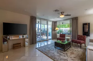 Photo #2: 6014221 Listing