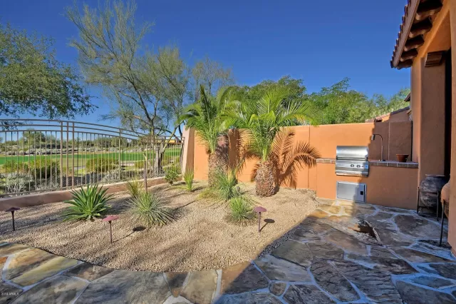 MLS: 6014294 Condo For Sale