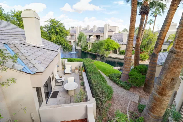 MLS: 6014422 Condo For Sale