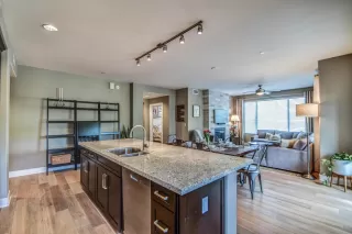 Photo #5: 6014543 Listing