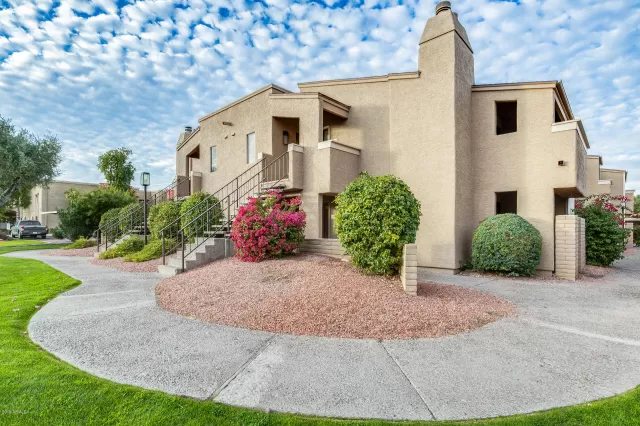 MLS: 6014763 Condo For Sale