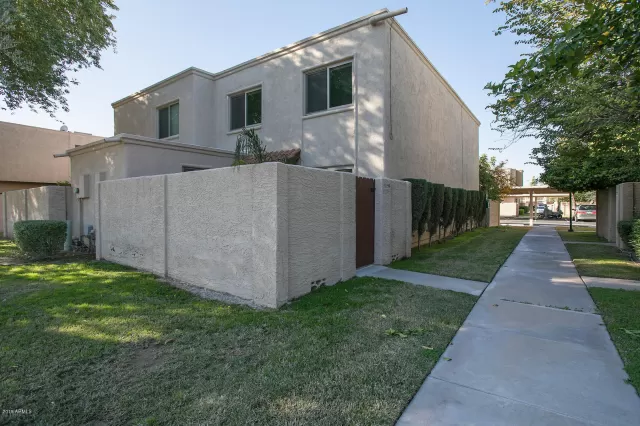 MLS: 6014769 Condo For Sale