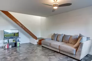 Photo #6: 6014769 Listing