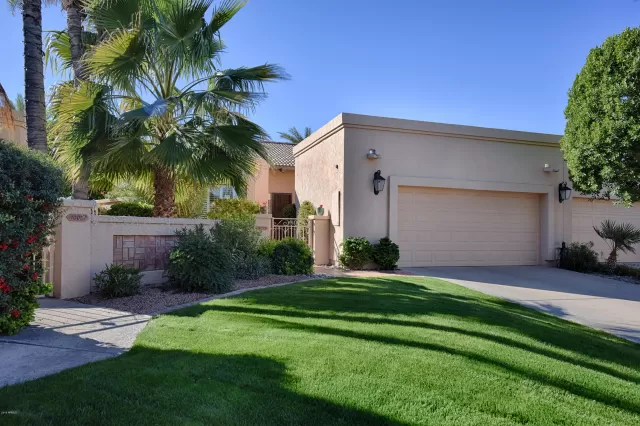 MLS: 6014891 Condo For Sale