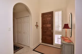 Photo #5: 6014891 Listing