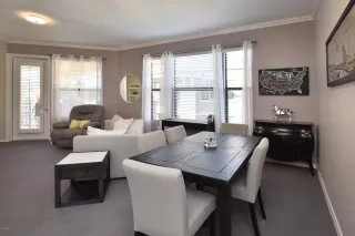 Photo #5: 6015048 Listing