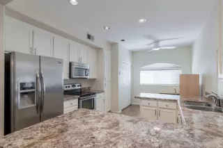 Photo #4: 6015145 Listing 