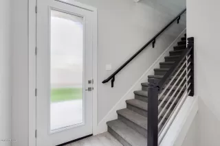 Photo #2: 6015199 Listing