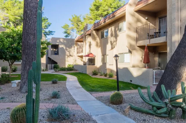 MLS: 6015748 Condo For Sale