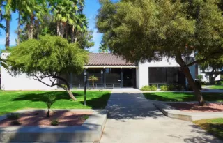 Photo #6: 6015791 Listing