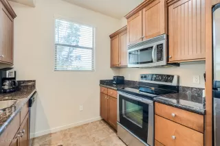 Photo #2: 6016043 Listing