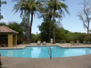 Photo #6: 6016066 Listing