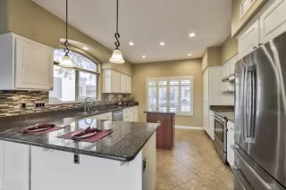 Photo #6: 6016555 Listing