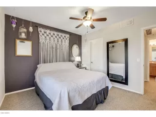 Photo #6: 6016632 Listing