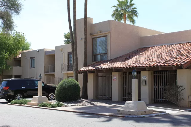 MLS: 6016902 Condo For Sale