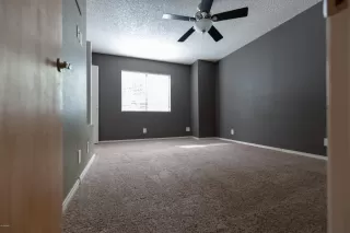 Photo #5: 6016903 Listing