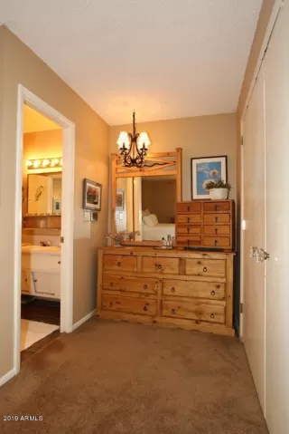 Photo #6: 6016921 Listing