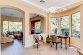 Photo #5: 6017172 Listing 