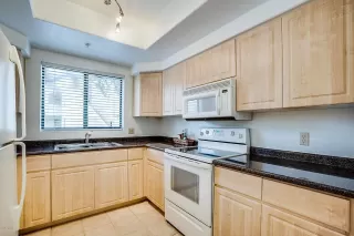 Photo #4: 6017189 Listing 