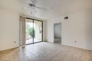 Photo #6: 6017189 Listing 