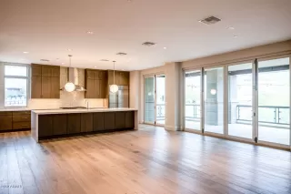 Photo #4: 6017221 Listing