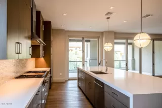 Photo #5: 6017221 Listing