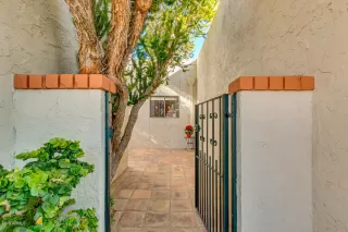 Photo #2: 6017231 Listing 